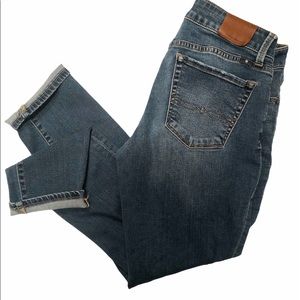 Lucky Brand Medium Wash Lolita Capri, Size 28/6